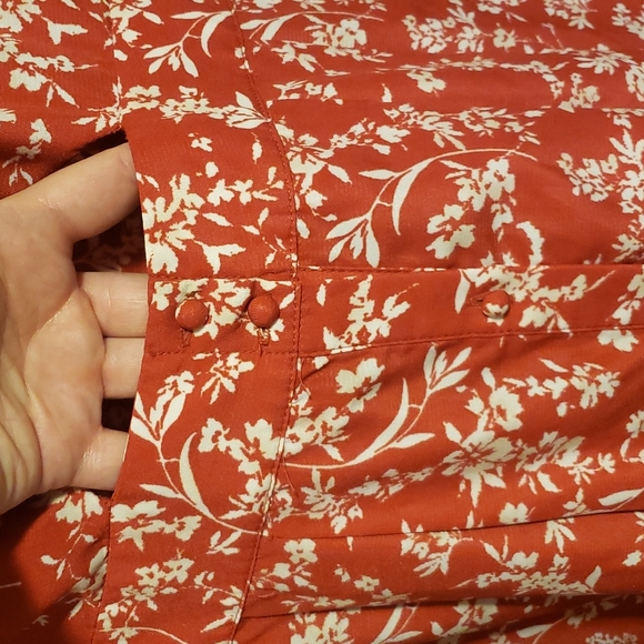 Showpo Inner Circle Only Dress Red Floral - Picture 5 of 8